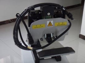 受電靴